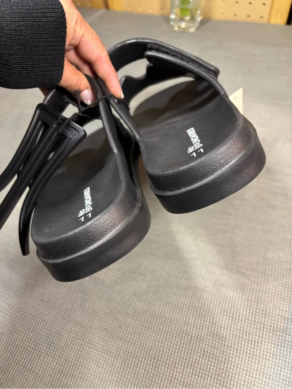 No Boundaries Women’s Black Size 11 Contour Footbed Geo Slide sandals